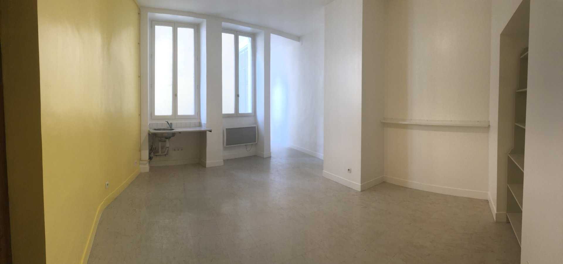 公寓 在 聖馬丁勒維努, 奧弗涅-羅納-阿爾卑斯大區 11654097