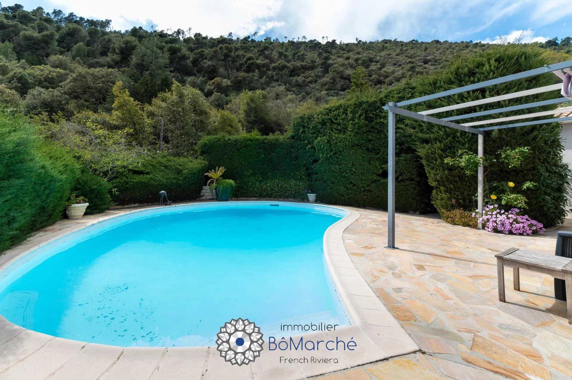House in Falicon, Provence-Alpes-Cote d'Azur 11654110