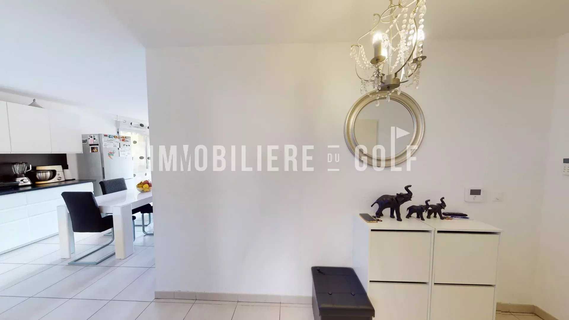 Condominium in La Millere, Provence-Alpes-Cote d'Azur 11654129