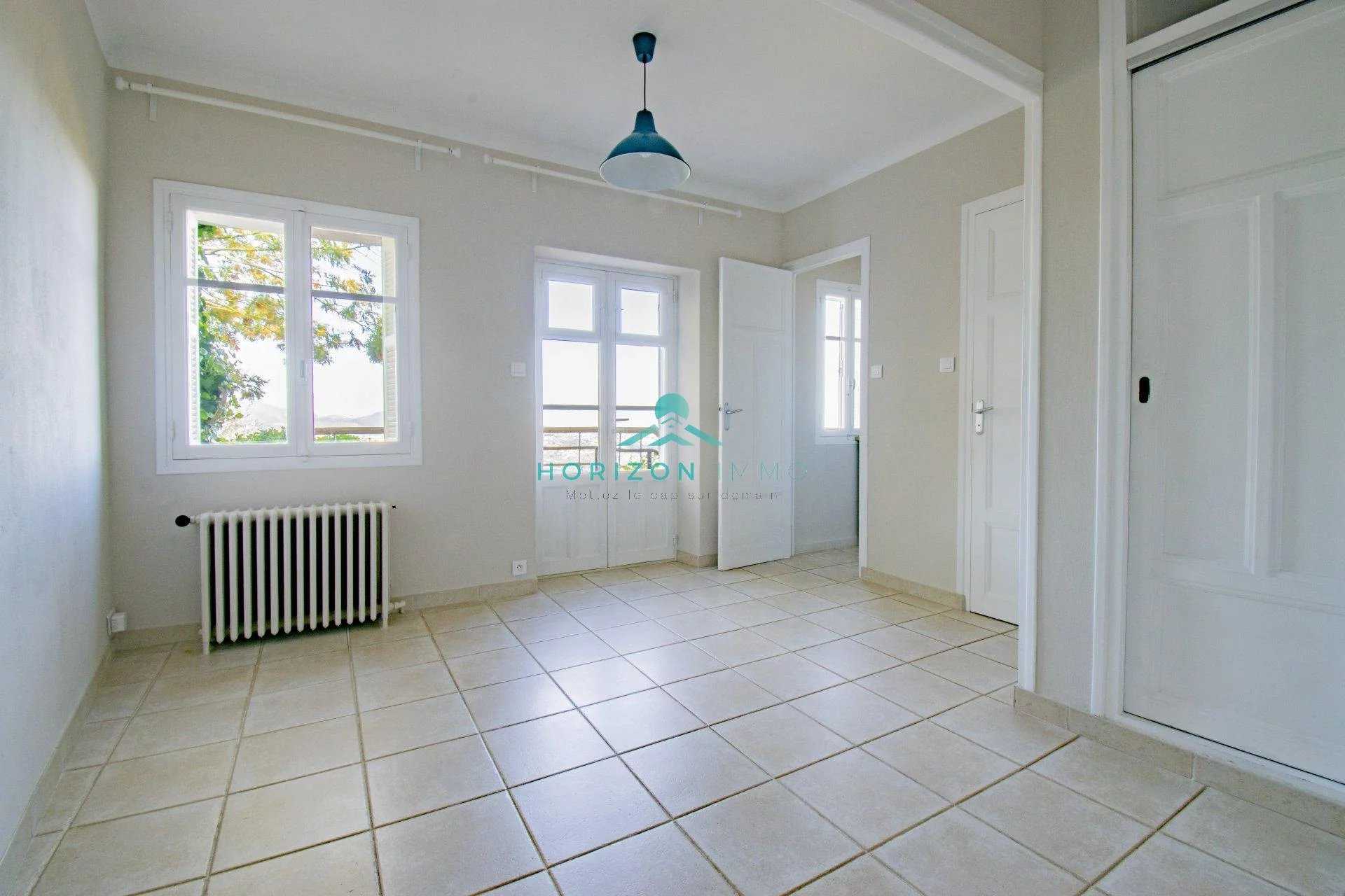 公寓 在 Saint-Jeannet, Provence-Alpes-Cote d'Azur 11654146