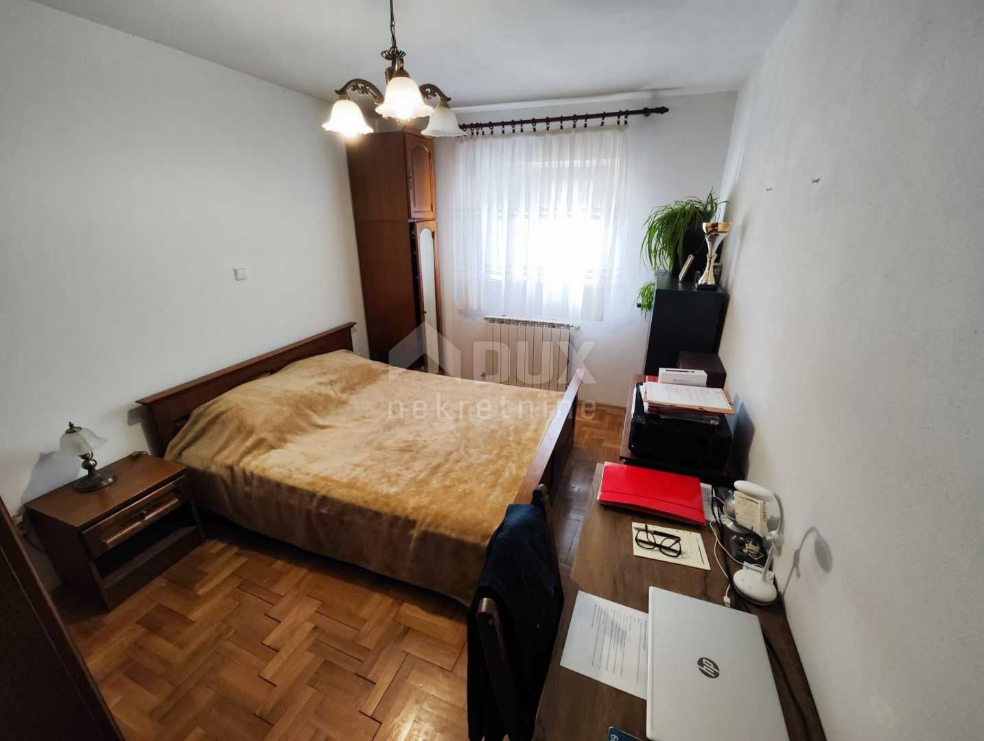 公寓 在 Pula, Istarska županija 11654747