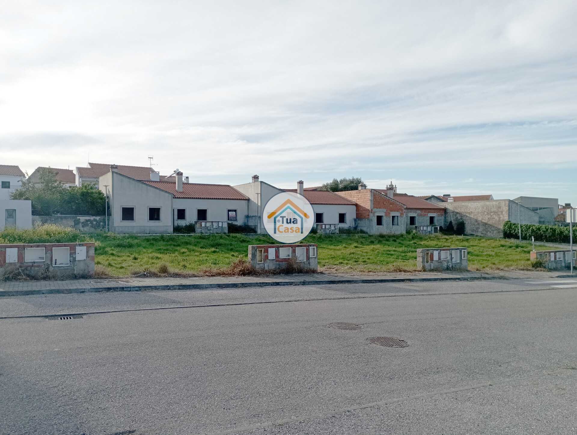 Land in Viana do Alentejo, Evora 11655372