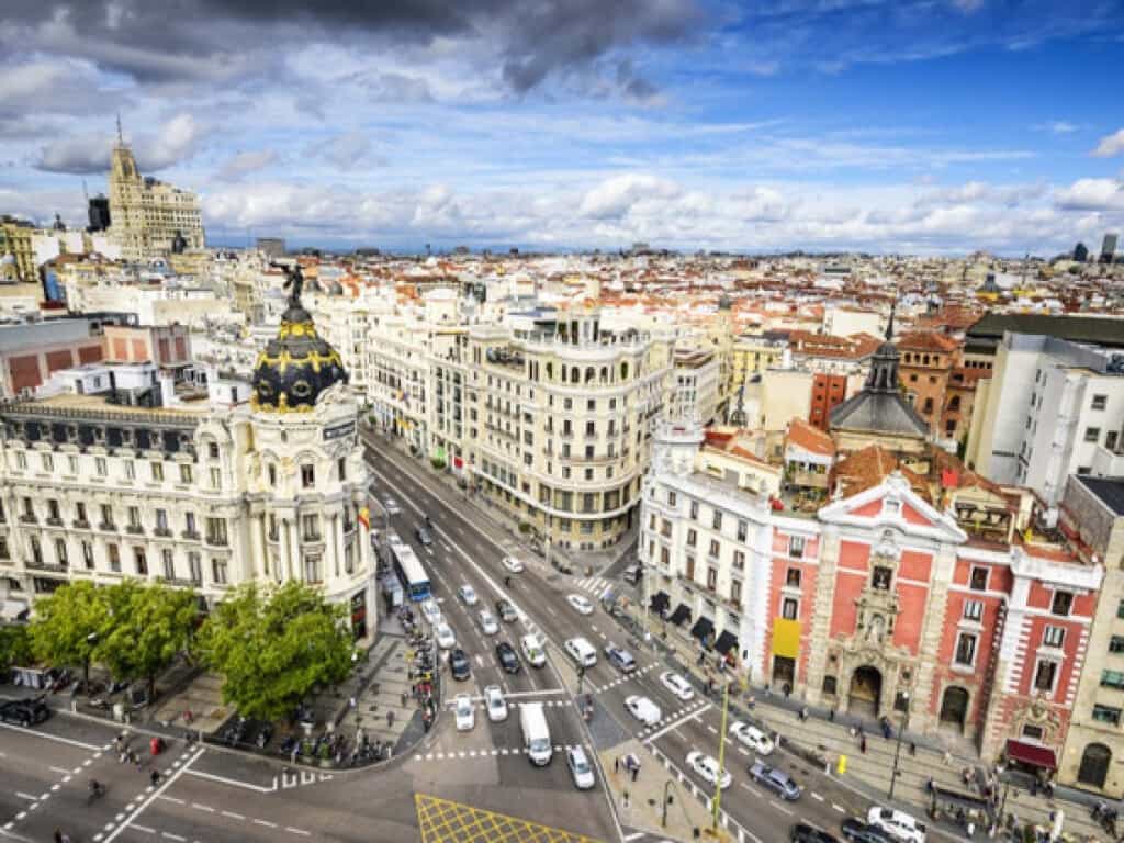Condominium in Madrid, Comunidad de Madrid 11655548