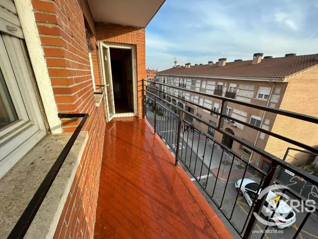 Condominium in Griñón, Comunidad de Madrid 11655579