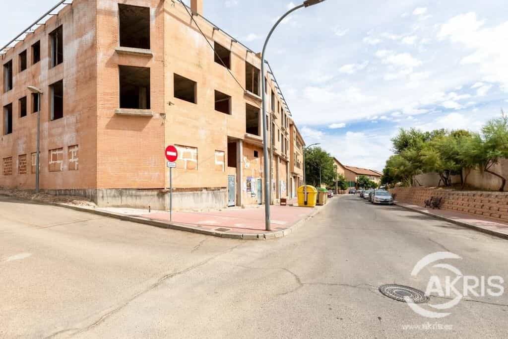 Kondominium dalam Casarrubios del Monte, Castille-La Mancha 11655583