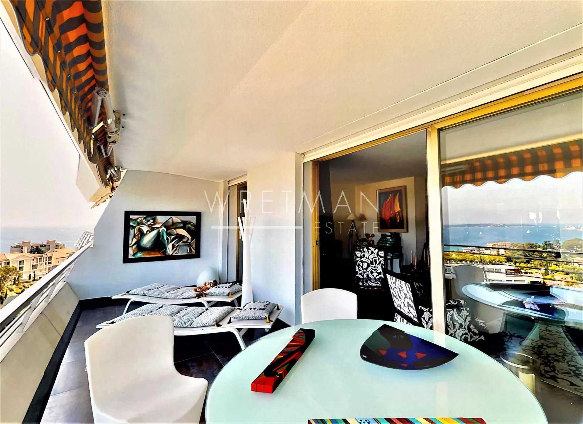 Condominium in Cannes, Alpes-Maritimes 11655666