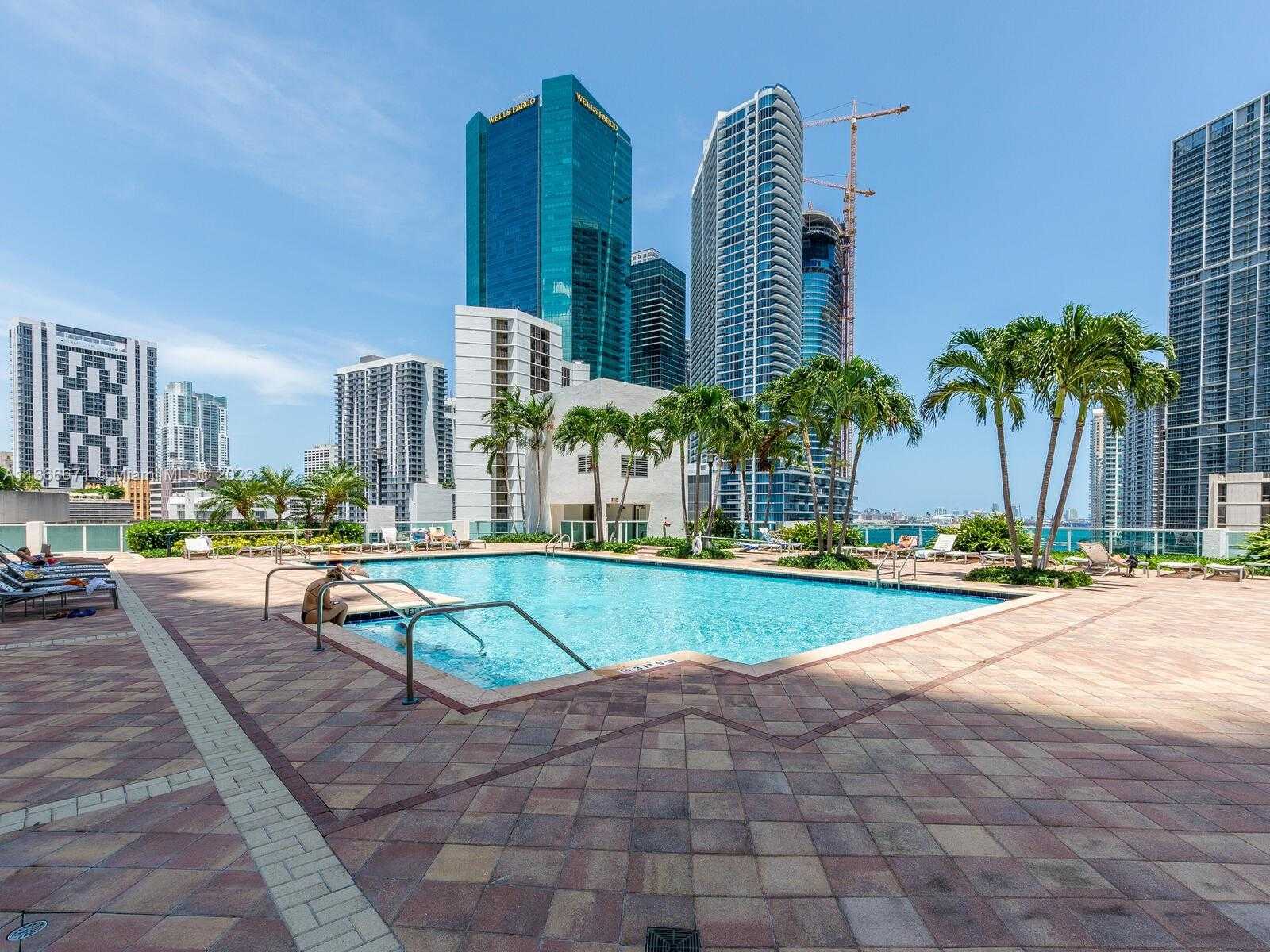 loger dans Miami, Florida 11655677