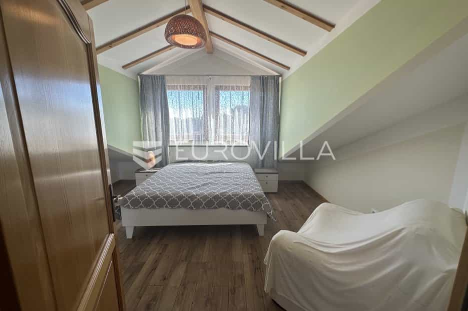 公寓 在 Premantura, Istarska županija 11656090