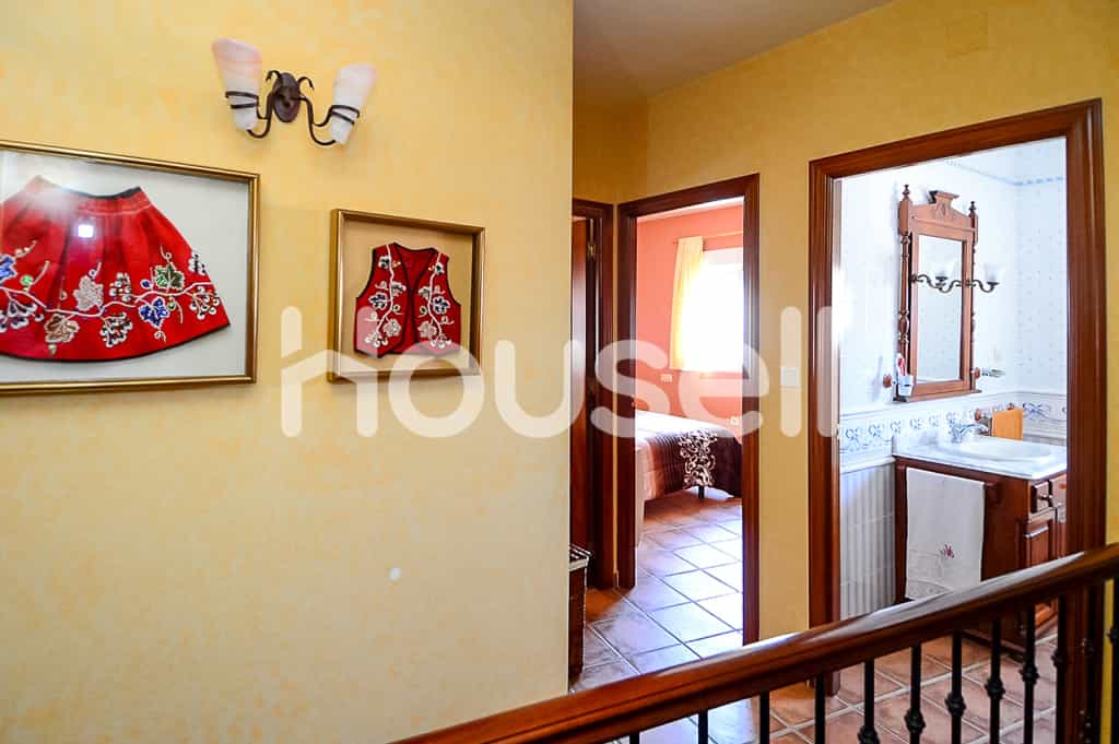 Talo sisään Guijo de Granadilla, Extremadura 11656709