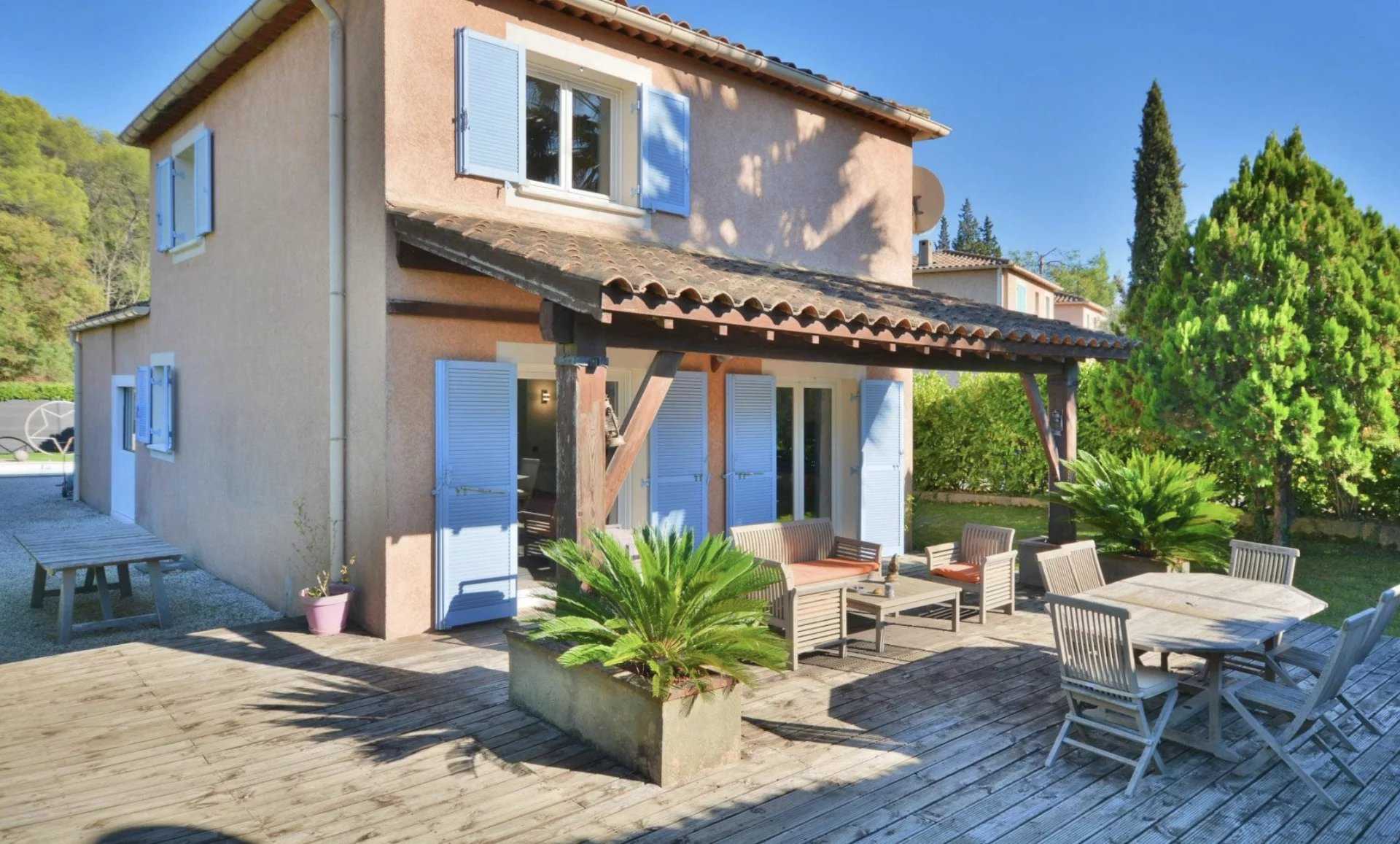 Rumah di Valbonne, Provence-Alpes-Cote d'Azur 11656771