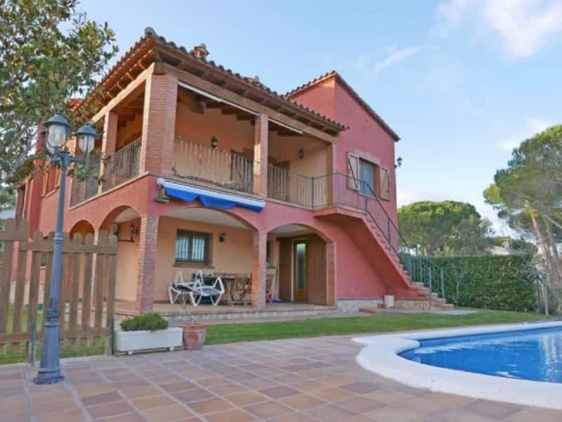 жилой дом в Фанальс де Аро, Каталония 11657004