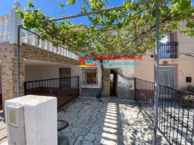 房子 在 Lubrín, Andalusia 11657058