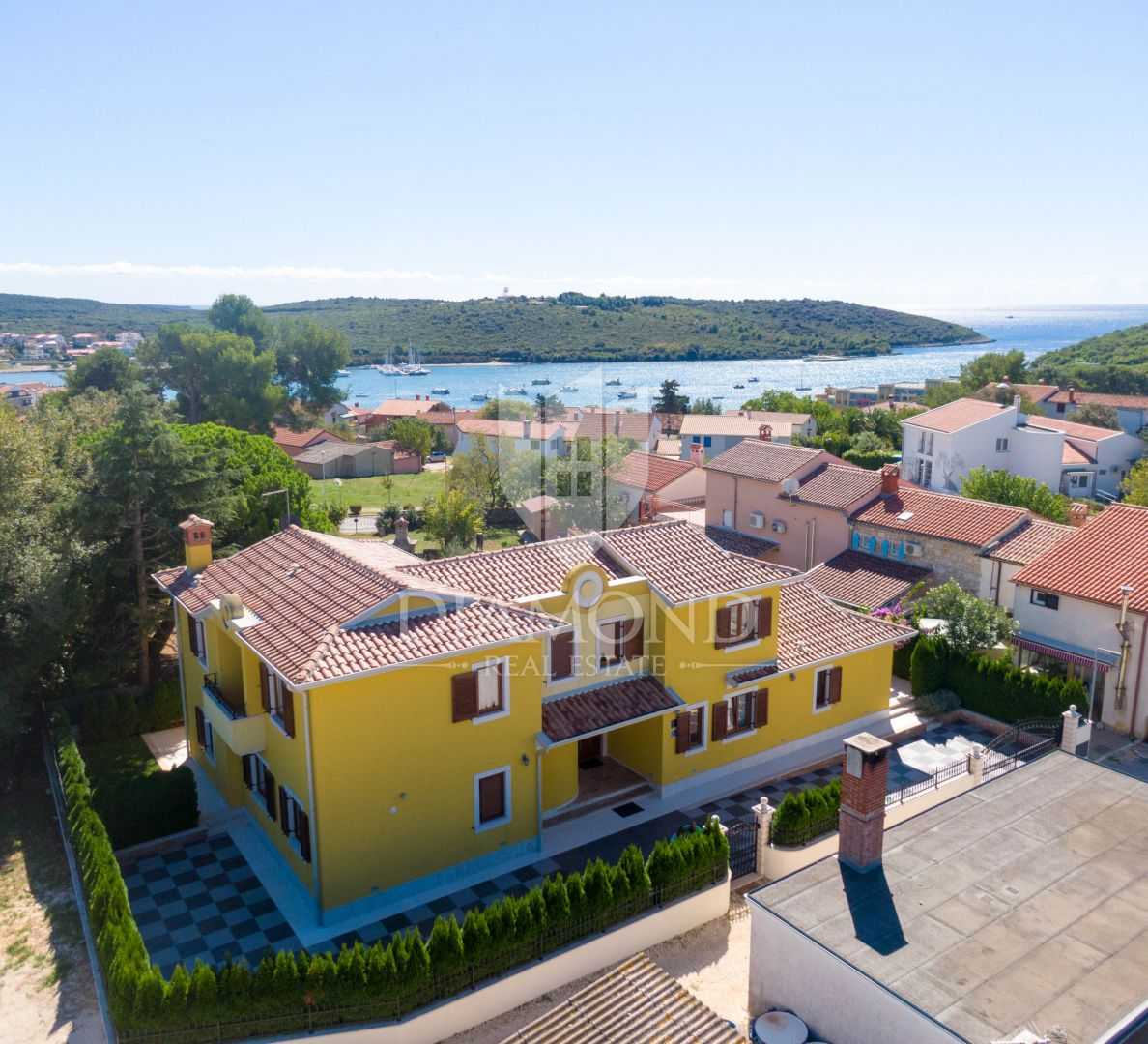 casa en Banjole, Istarska Županija 11657425