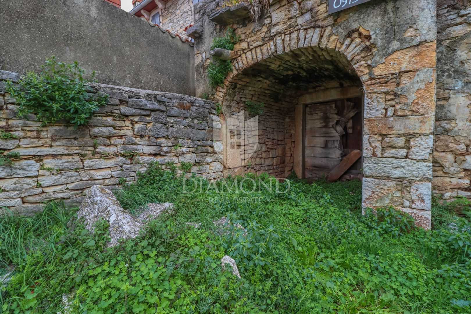 House in Kanfanar, Istarska Zupanija 11657444
