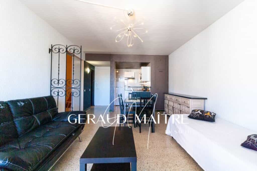 公寓 在 安普里亚斯城堡, 加泰罗尼亚 11657574