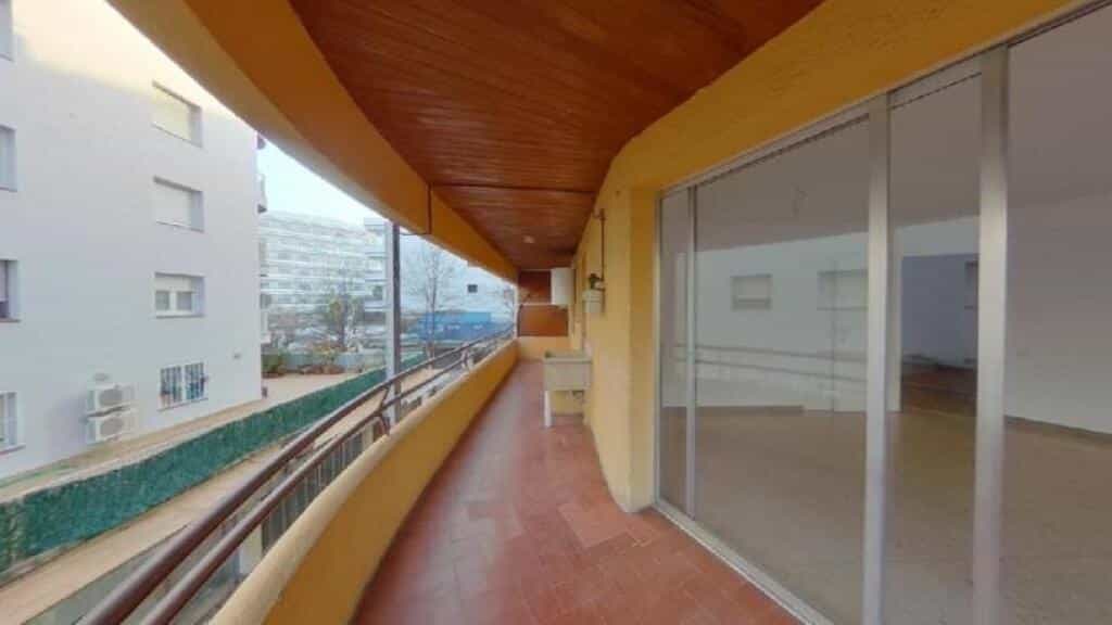 Condominio en Lloret de Mar, Cataluña 11657608