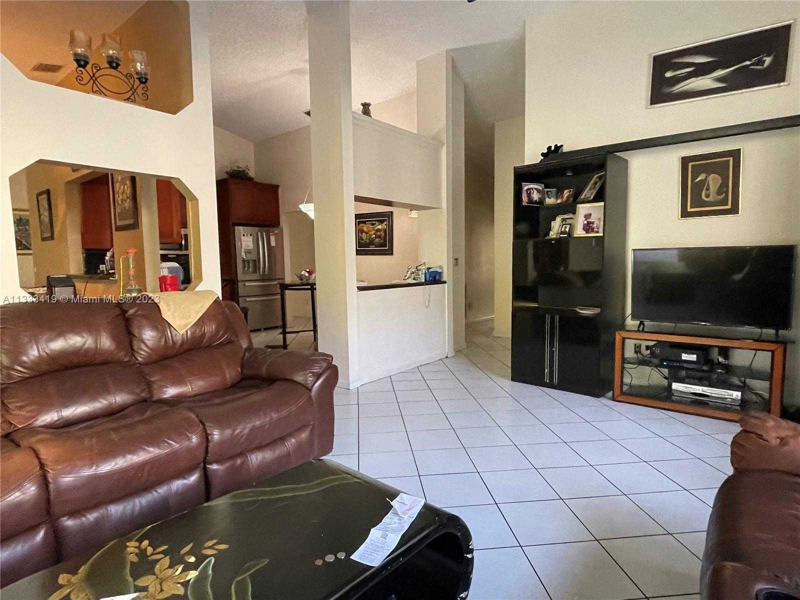 House in Southwest Ranches, Florida 11657696