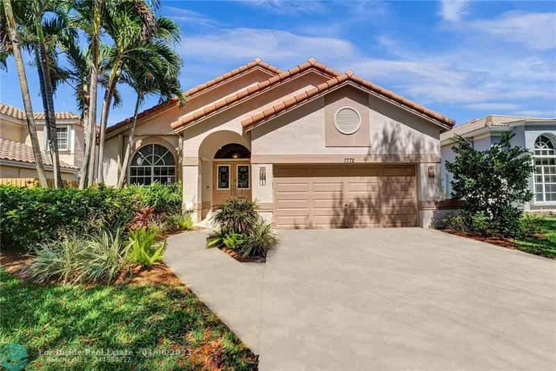 House in Cooper City, Florida 11657700