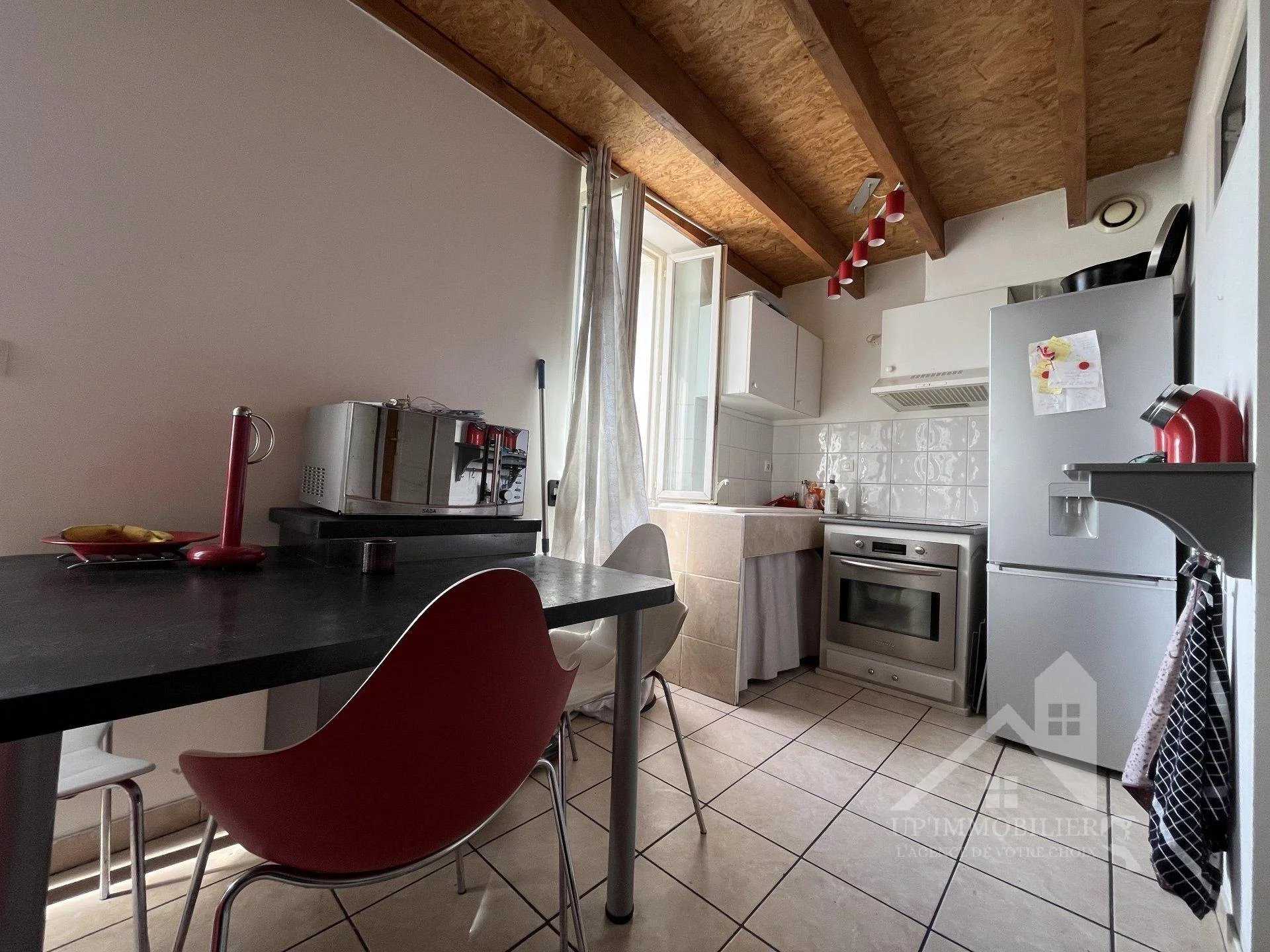 公寓 在 Toulon, 普羅旺斯-阿爾卑斯-藍色海岸 11657711