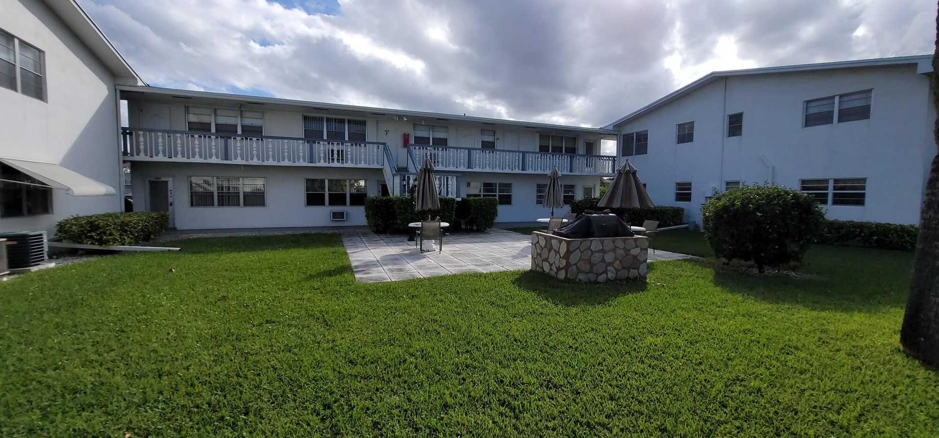 Dom w West Palm Beach, Florida 11657741