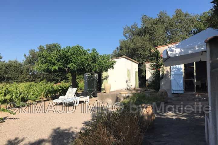 House in Grimaud, Provence-Alpes-Cote d'Azur 11658052