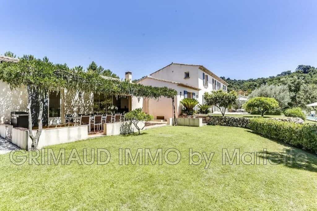House in Grimaud, Provence-Alpes-Cote d'Azur 11658053