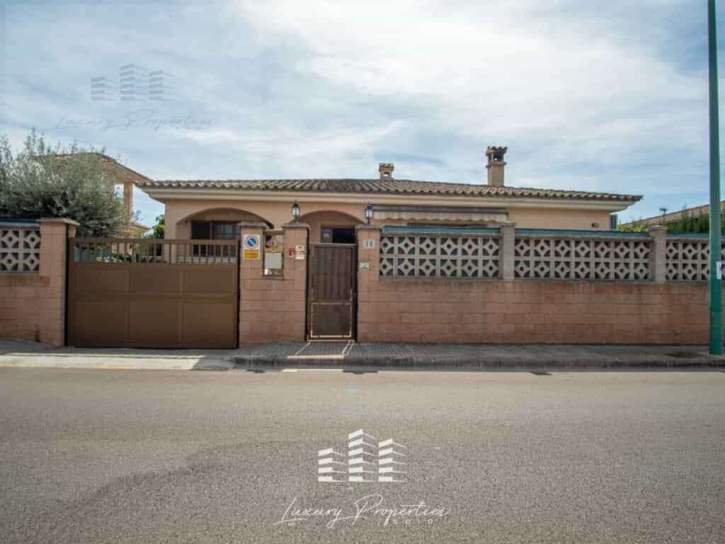 Dom w La Cabaneta, Baleary 11658425