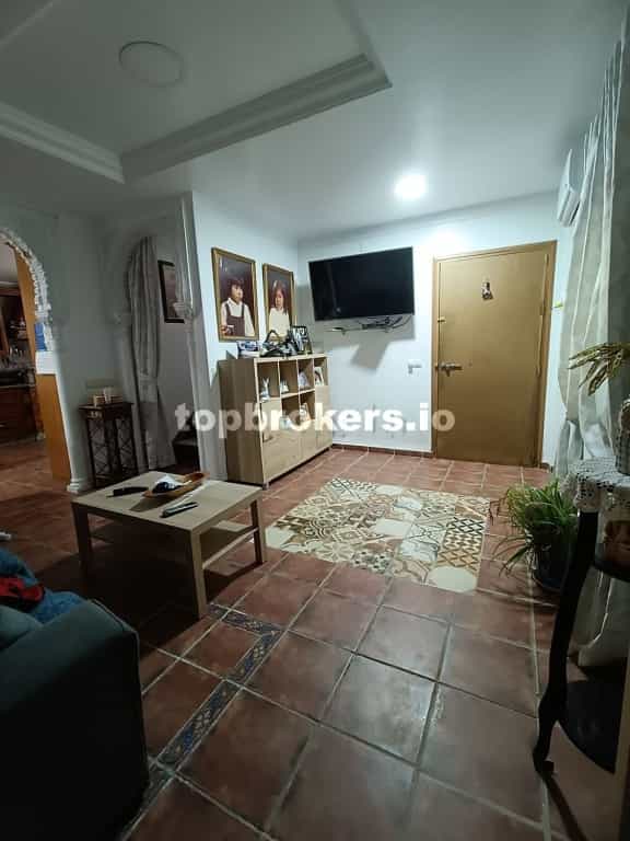 σπίτι σε Alhaurin de la Torre, Ανδαλουσία 11658450