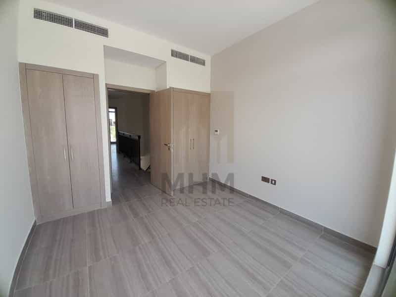 Talo sisään "Ud al Bayda", Dubai 11659021