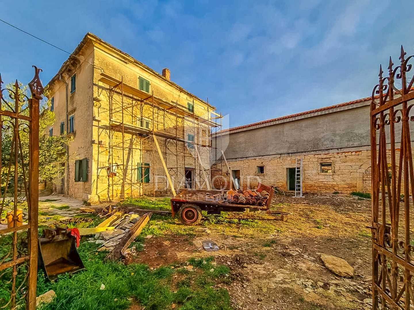 casa en Poreč, Istarska Županija 11659761