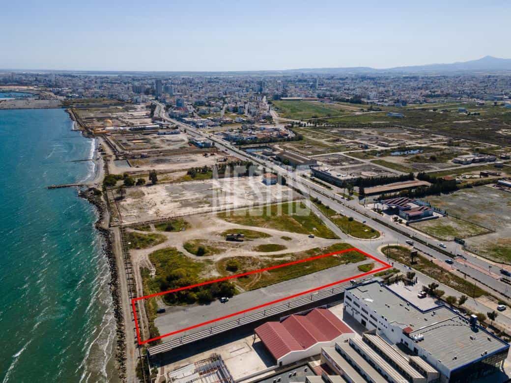 土地 在 Larnaca, Larnaka 11659837