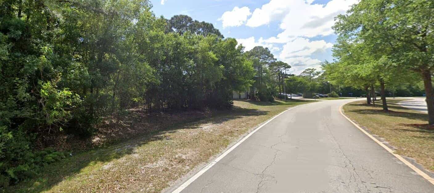土地 在 Port St. Lucie, Florida 11659899