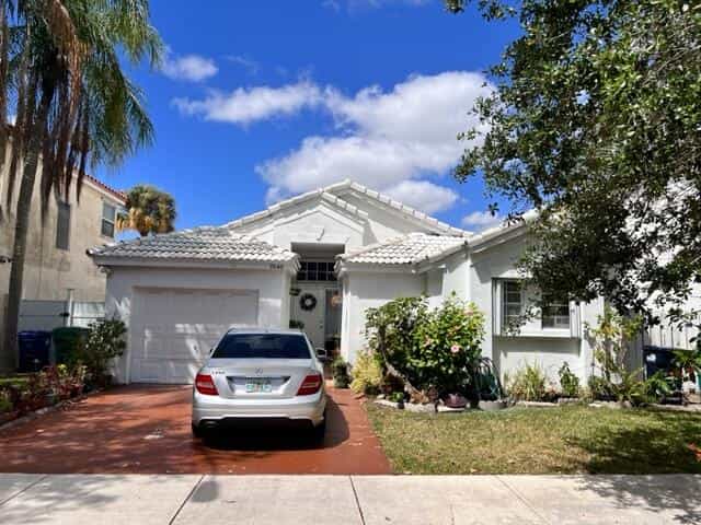 Hus i Kendall West, Florida 11659914