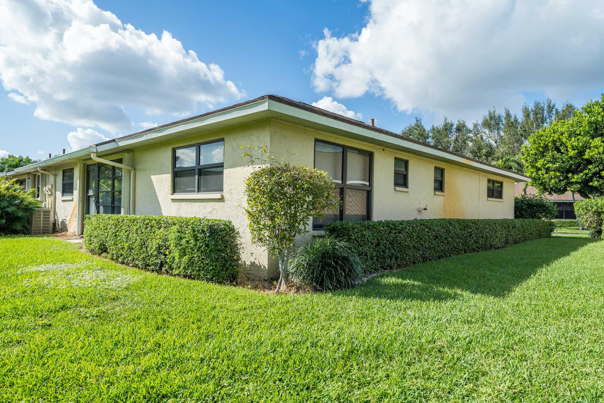 House in Boynton Beach, Florida 11659917