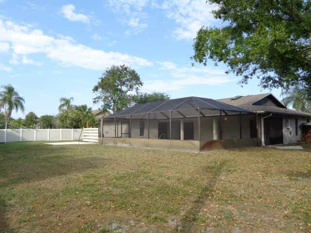 Rumah di Port St. Lucie, Florida 11659924