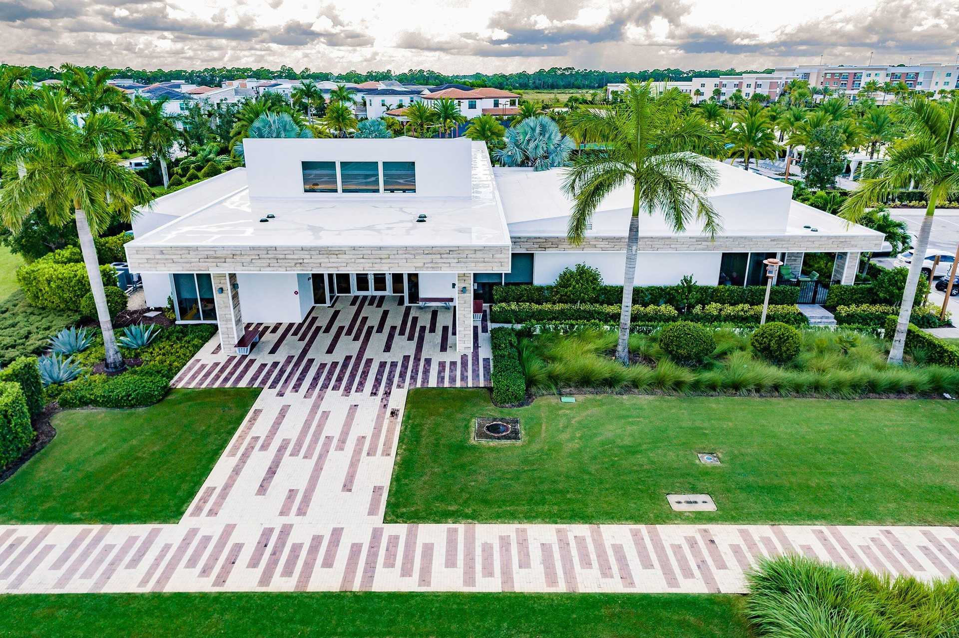 House in Palm Beach Gardens, Florida 11659930