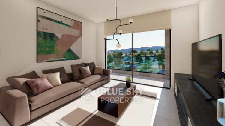 Condominium in Paphos, Pafos 11660029