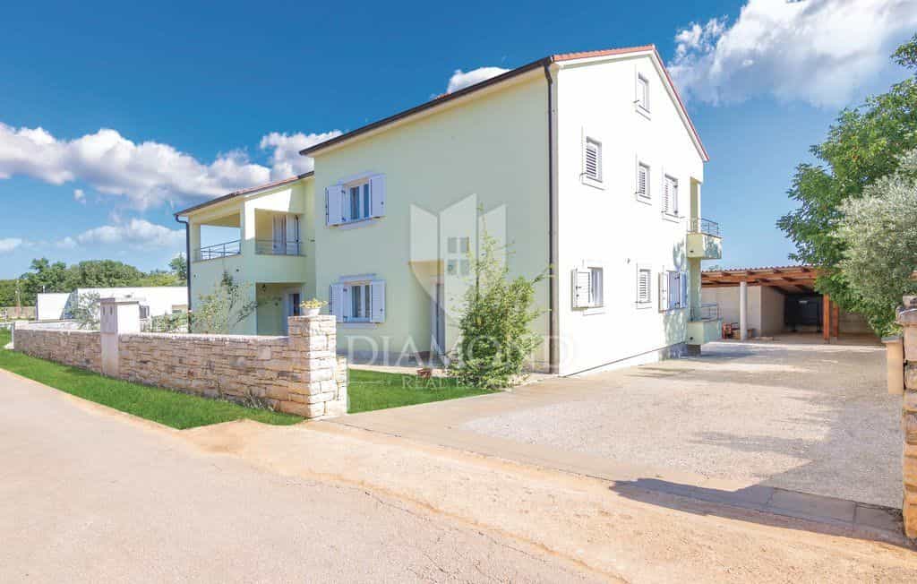 House in Rovinj, Istarska Zupanija 11660460
