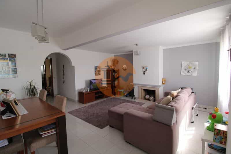 Condominium dans São Bras de Alportel, Faro 11660900
