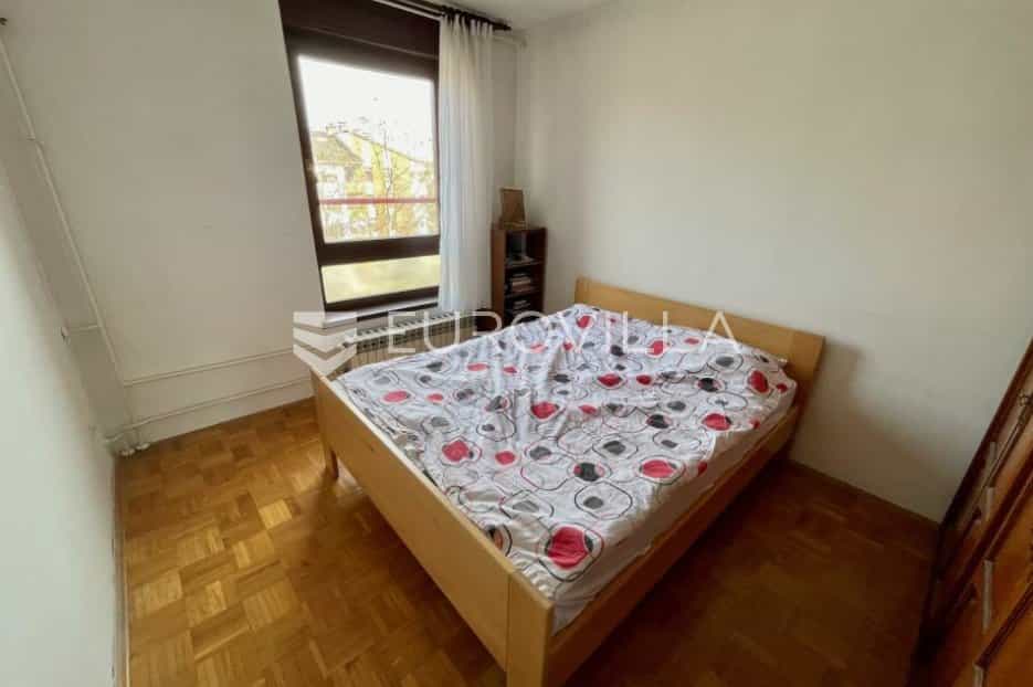 Condominio en Zagreb,  11660952