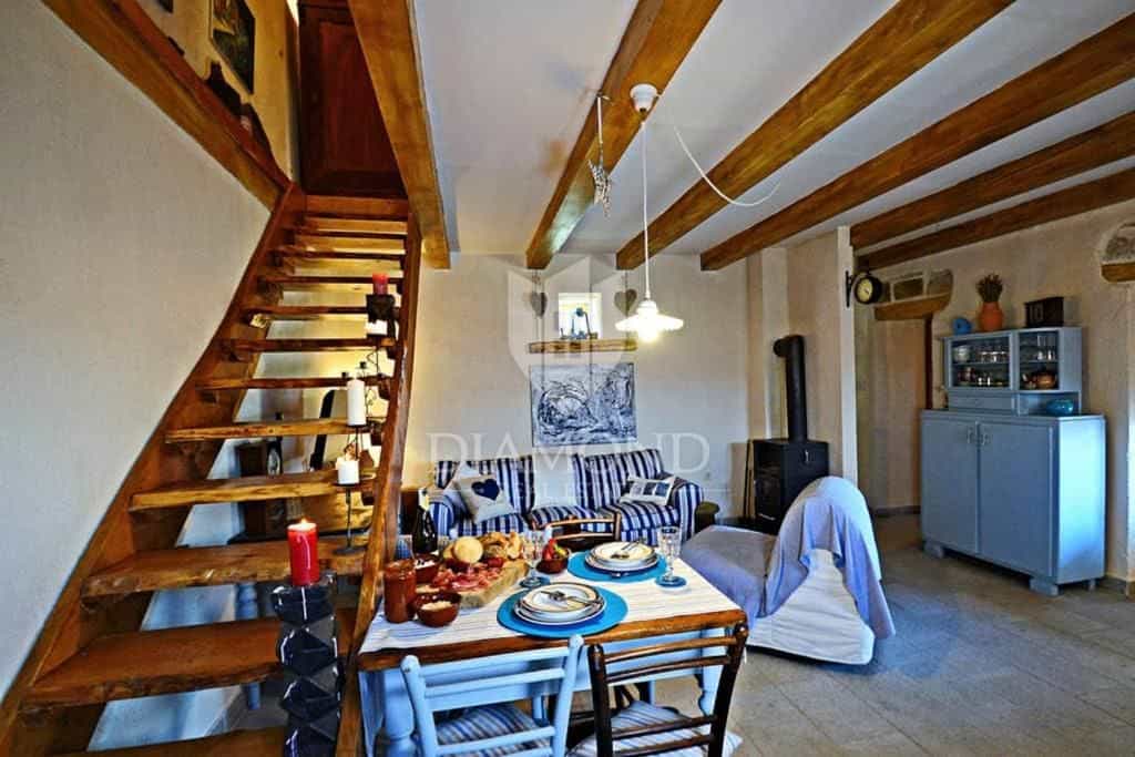 House in Paz, Istria County 11661240