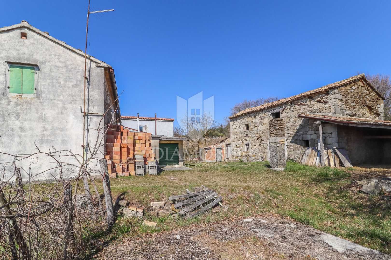 rumah dalam Cerovlje, Istria County 11661324