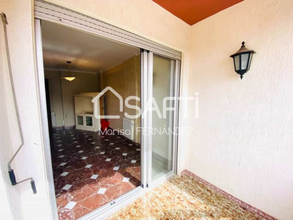 Condominium in La Vila Joiosa, Comunidad Valenciana 11661444