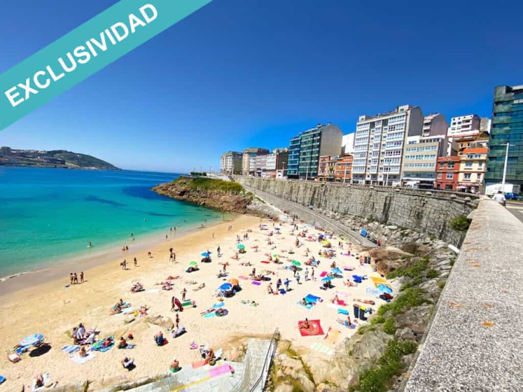 Condominium dans A Coruña, Galicia 11661451