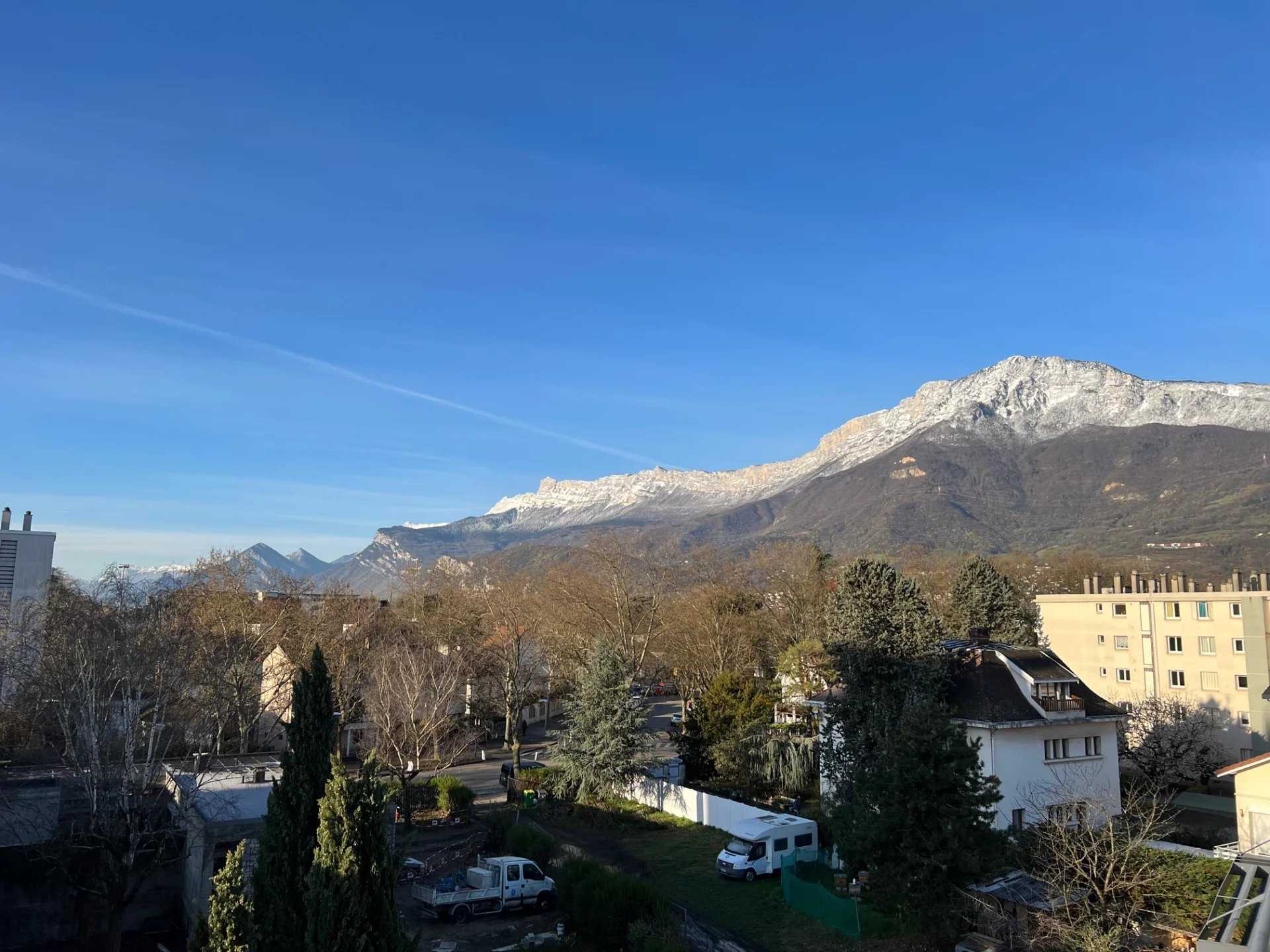 Hus i Grenoble, Auvergne-Rhône-Alpes 11661490