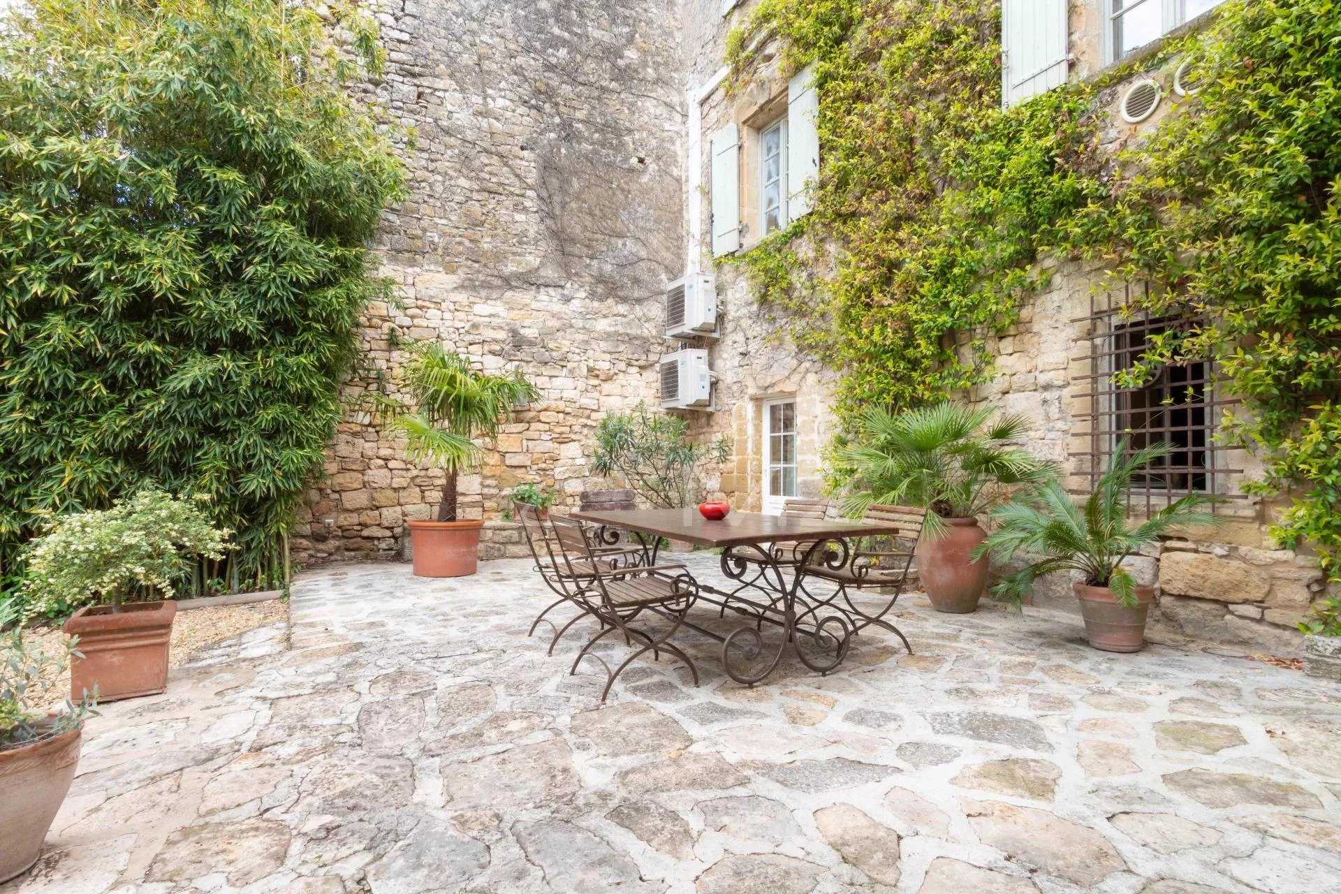 rumah dalam Collias, Occitanie 11661535