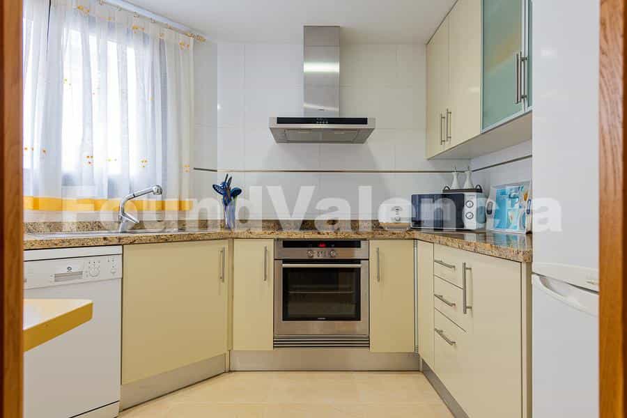 Condominium in Alboraya, Valencia 11662045