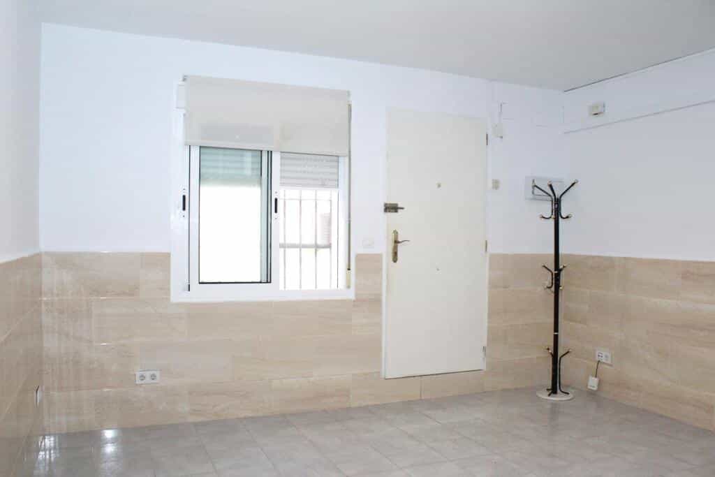 Condominium in Sevilla, Andalusia 11662281