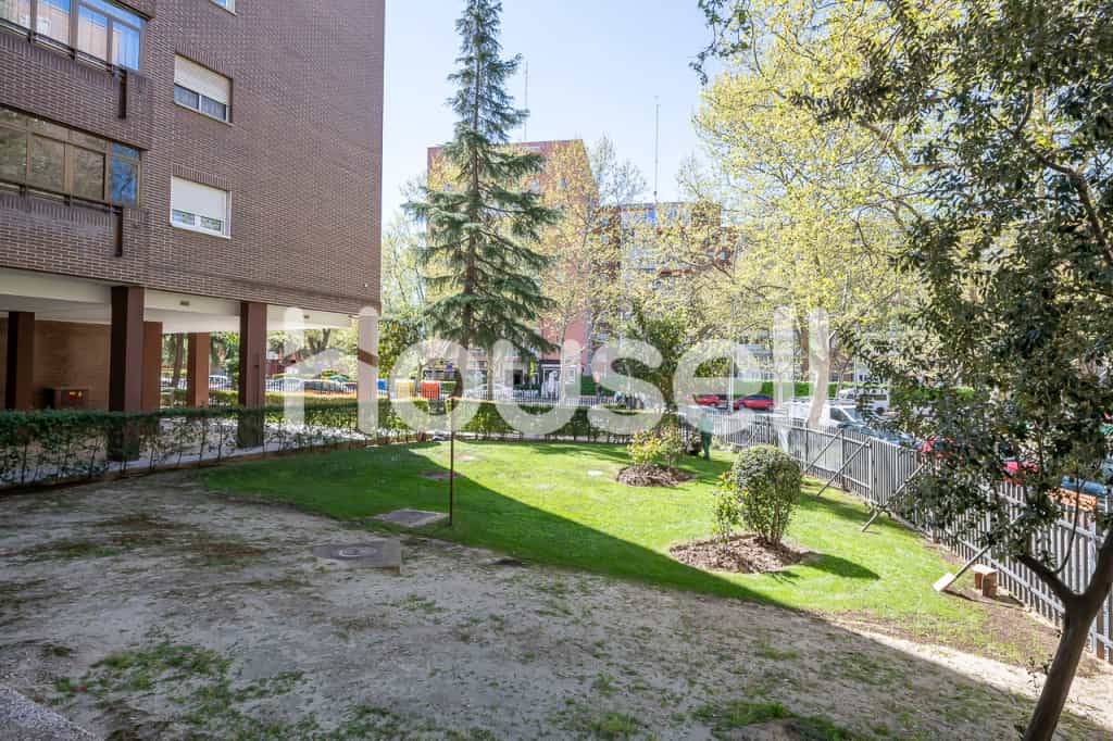 公寓 在 Alcorcón, Comunidad de Madrid 11662298