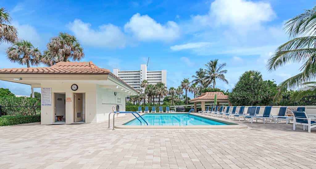Eigentumswohnung im West Palm Beach, Florida 11662316